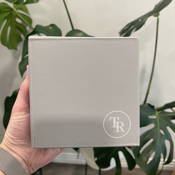 ✨SALE✨ Things Remembered Antique Round Silver Jewelry Box Customizable - Picture 4 of 6